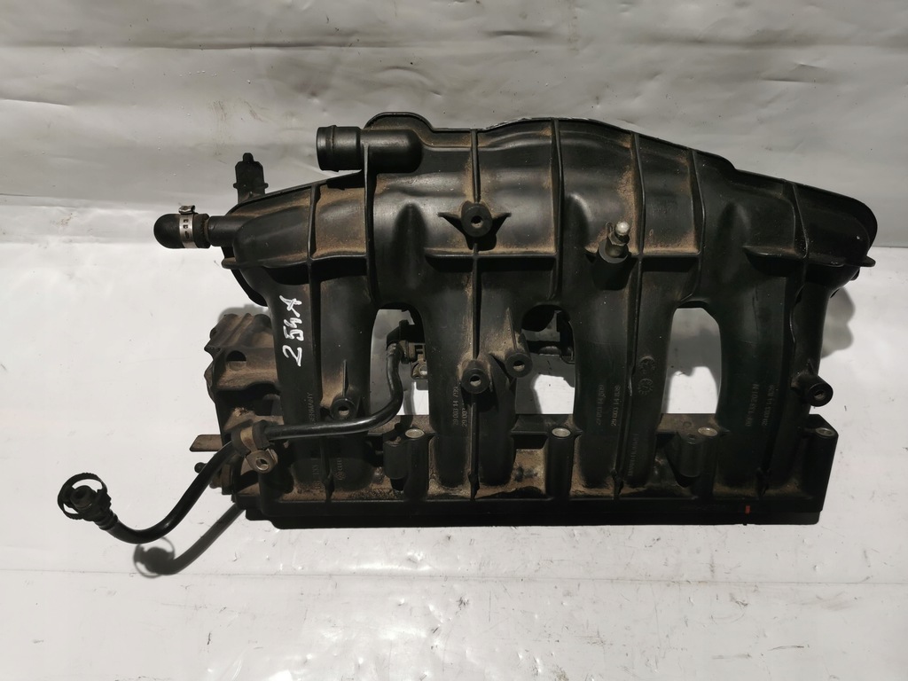 фото №1, Коллектор всасывающий audi 2.0 tfsi 06f133201n