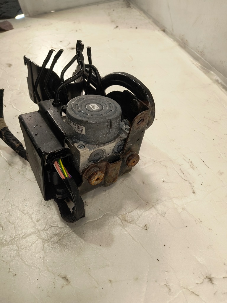 фото №6, Peugeot 208 i lift насос блок управления abs 9822654880 каркас колодка