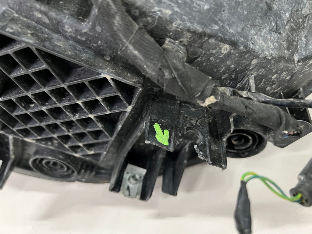 фото №14, Лампа передня права bmw seria 2 f22 f23 lift 7493638