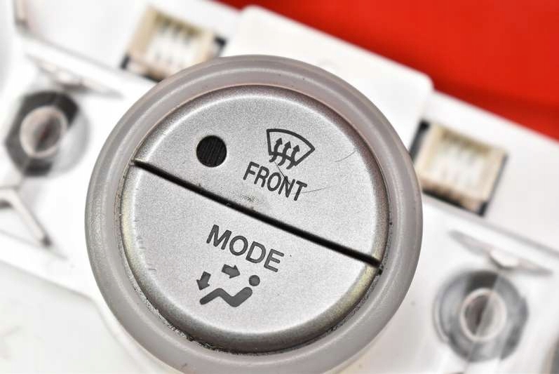 фото №11, Панель керування обдув кондиціонер mazda 6 1 i gg 02-05