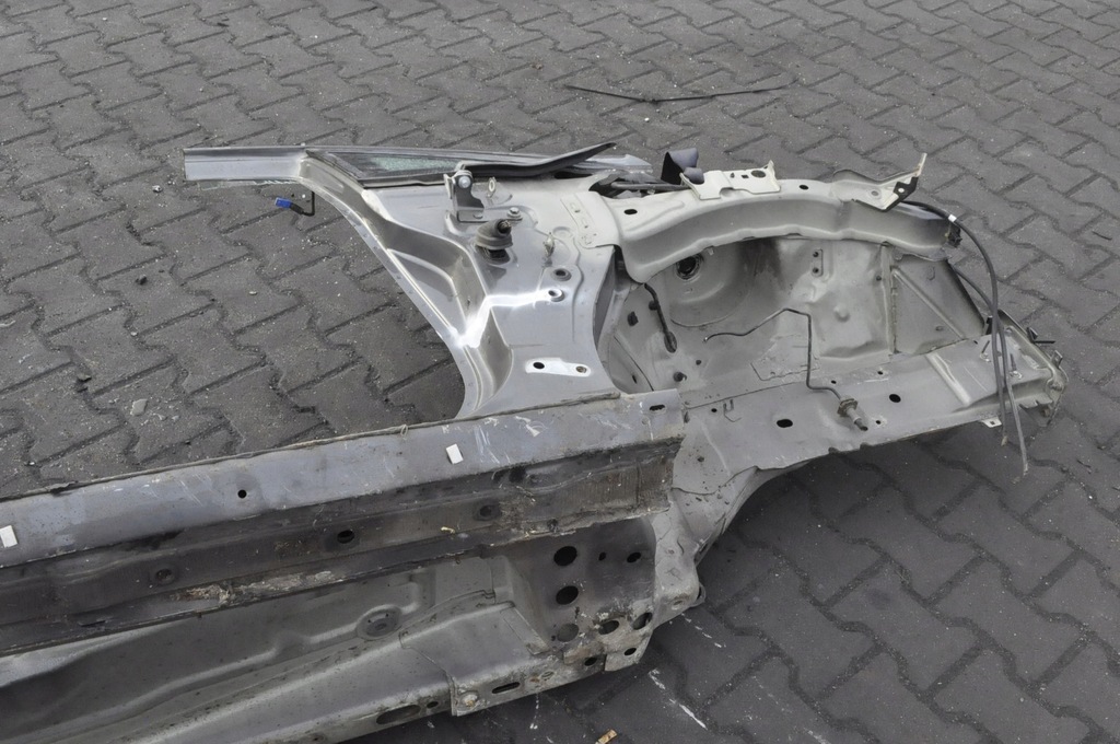 фото №6, Ford fiesta mk8 блок двигателя порог правый полный четверть