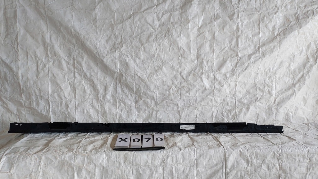 фото №8, Bmw f20 накладка молдинг порог левая