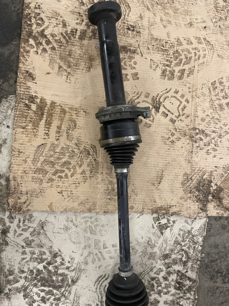 Купить Volkswagen vw t5 t6 приводной вал правая 7e0407761k