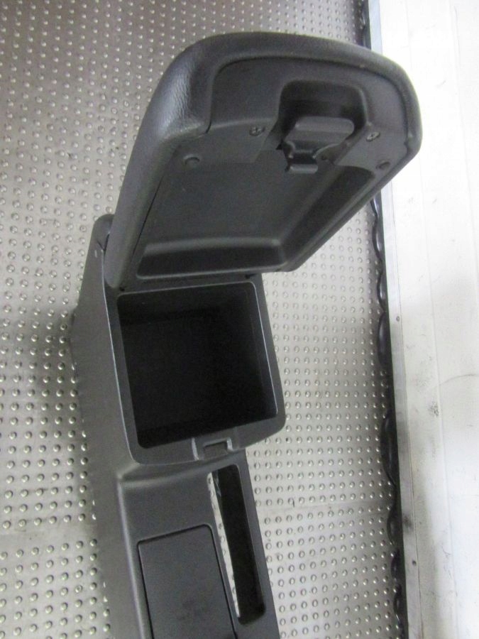 фото №8, Nissan x-trail t31 2009 туннель средний подлокотник eu