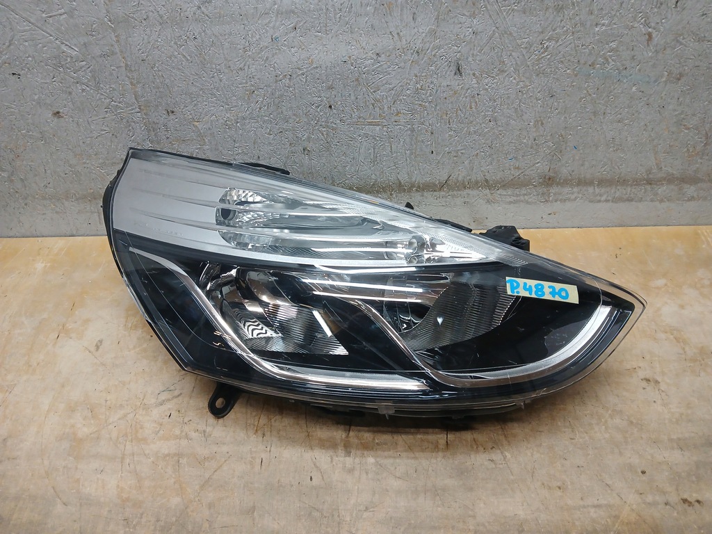 фото №1, Лампа перед права renault clio iv 4 260102796r
