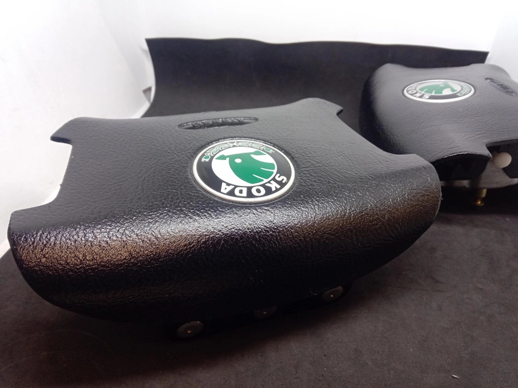 фото №9, Подушка подушка безопасности водителя skoda superb 1u0880201d