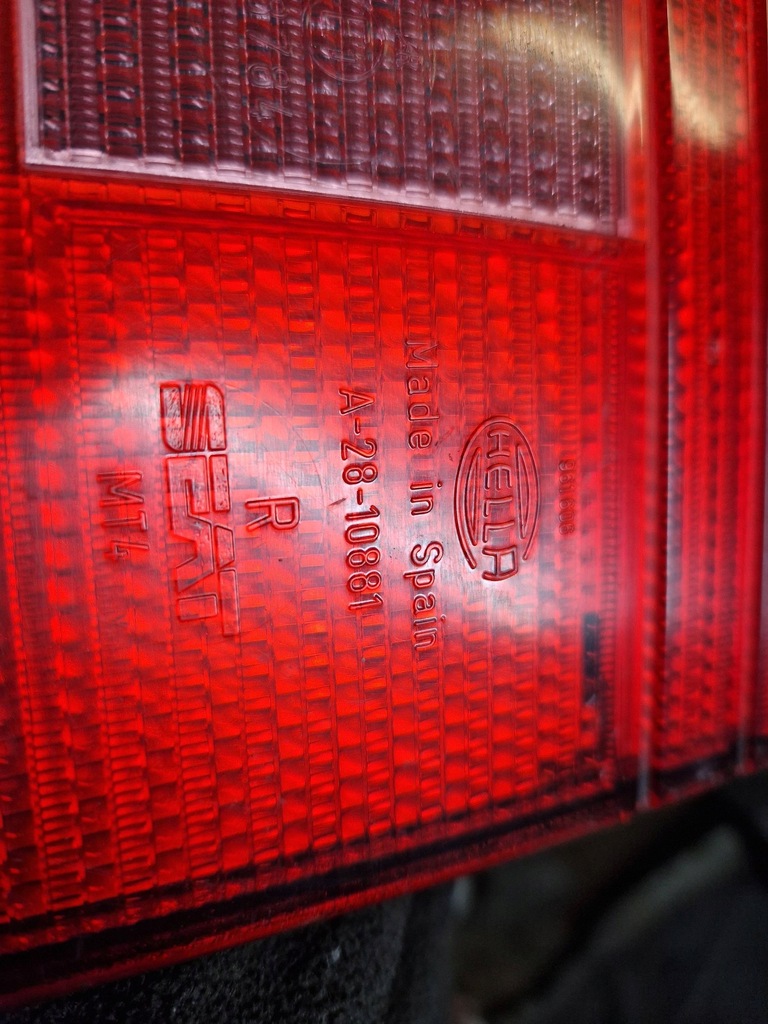 фото №8, Seat toledo i 1l лампа задняя a2810881