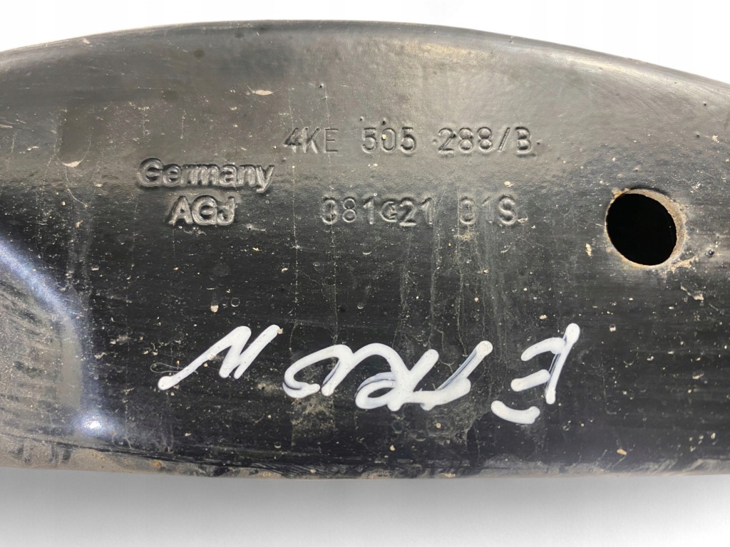 Audi e-tron 2021 рама допоміжна задня Київ