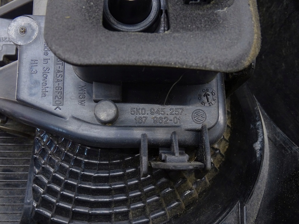 фото №9, Цоколь лампочка лампи задня golf vi ліва зовнішня