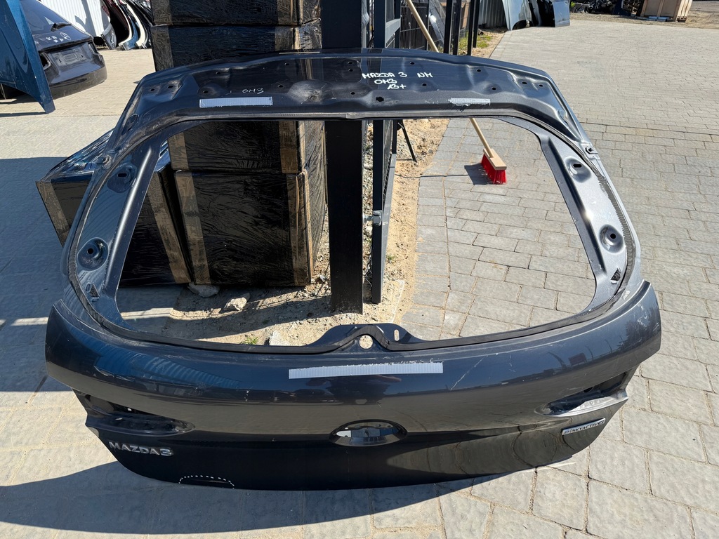 фото №1, Mazda 3 iv bp hb крышка багажника задняя