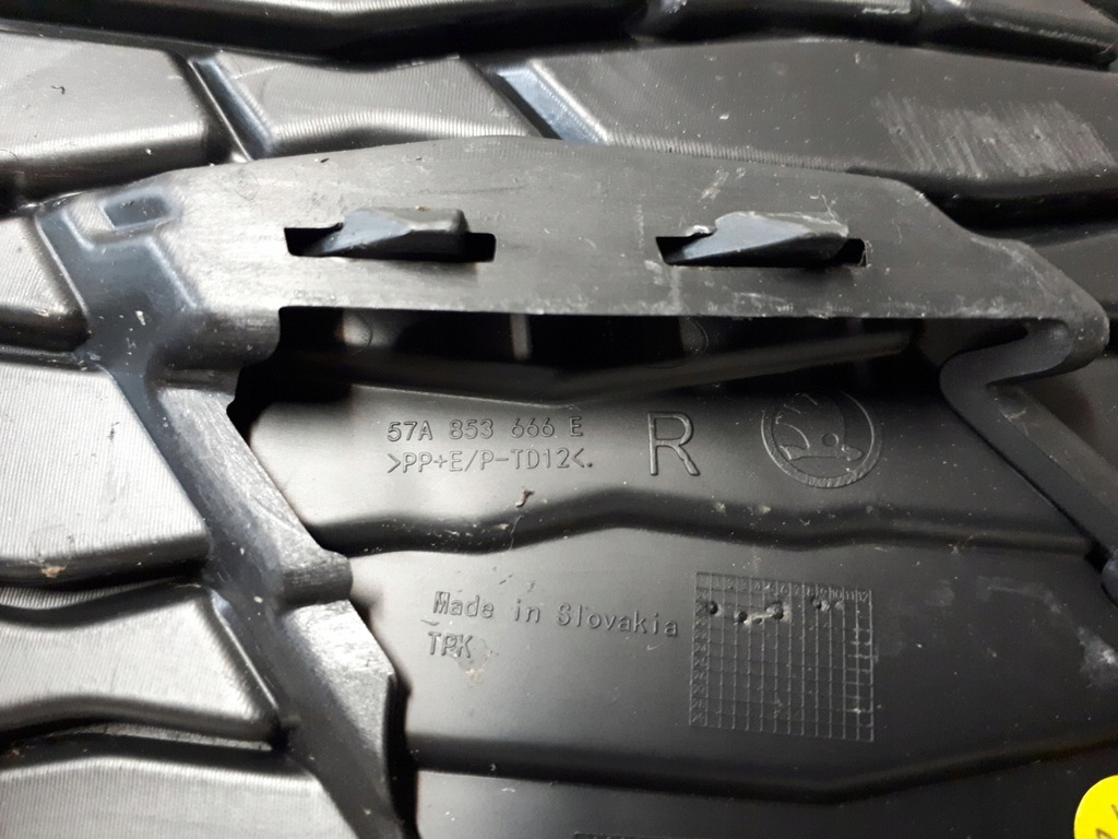 фото №16, Решётки бампера комплект l+p skoda karoq lift 21-