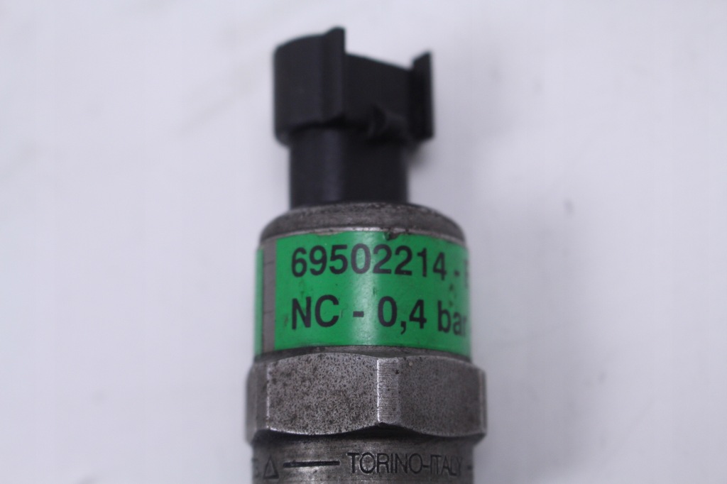 фото №6, Датчик давления жидкость охлаждающий iveco daily iv оригинальный номер 69502214