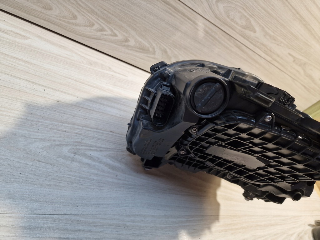 фото №10, Лампа ліва перед porsche taycan 9j1 full led