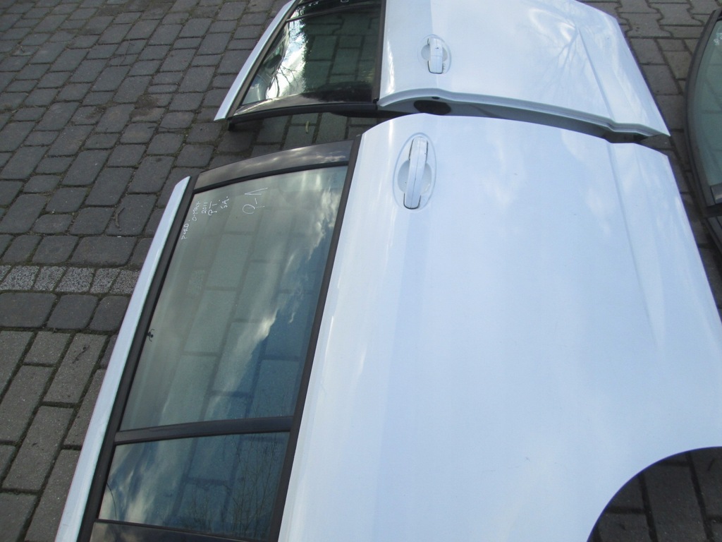 фото №12, Ford grand c-max 2010-14 lak. 5a дверь передние задние правое левая