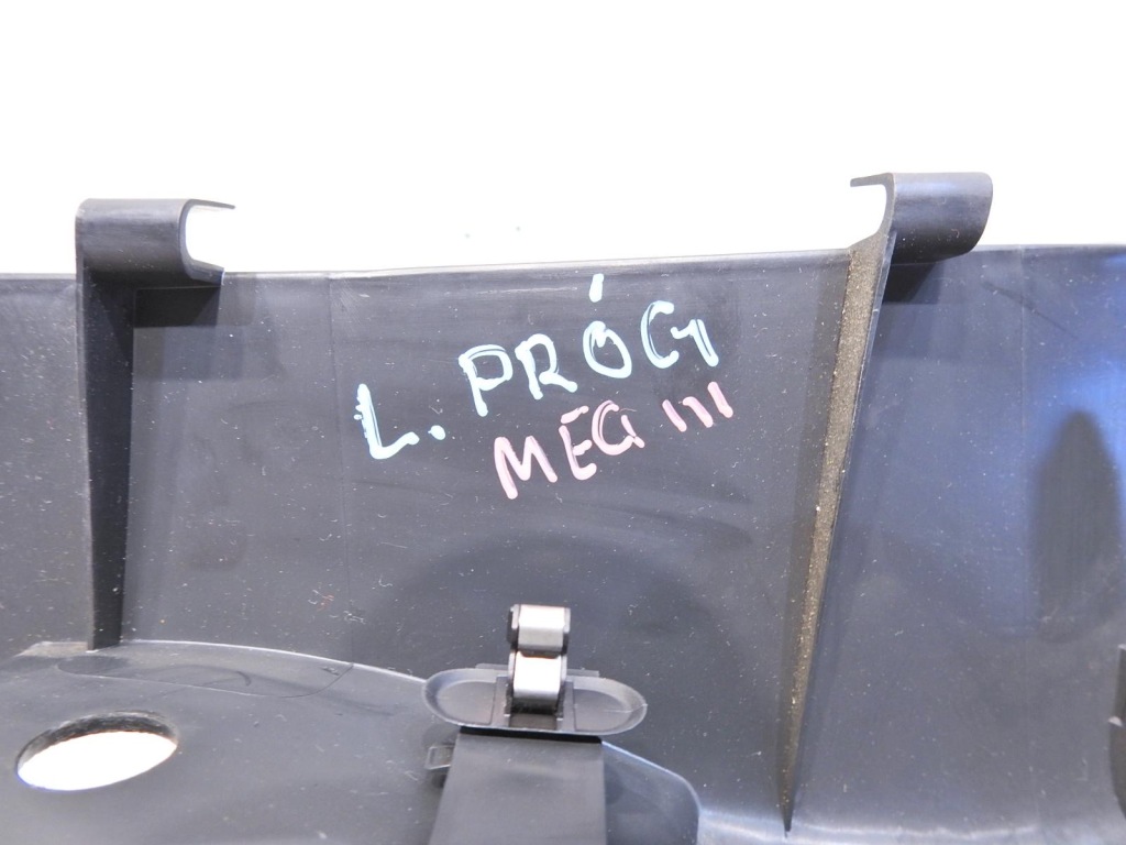 Захист  порога  лівий передні  renault megane 3 Ціна