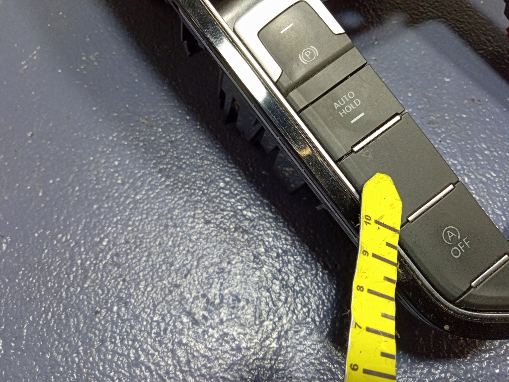 фото №14, Vw golf vii sportsvan рамка панель туннель 517864263c