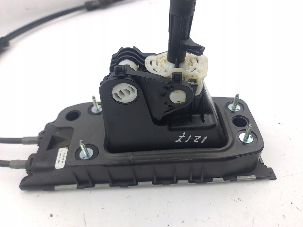 фото №8, Seat ateca 2017 домкрат перемикання передач / верхній