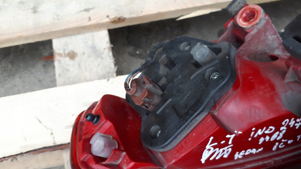 фото №11, S4 b8 a4 лампа левая левый задняя led крыло sedan