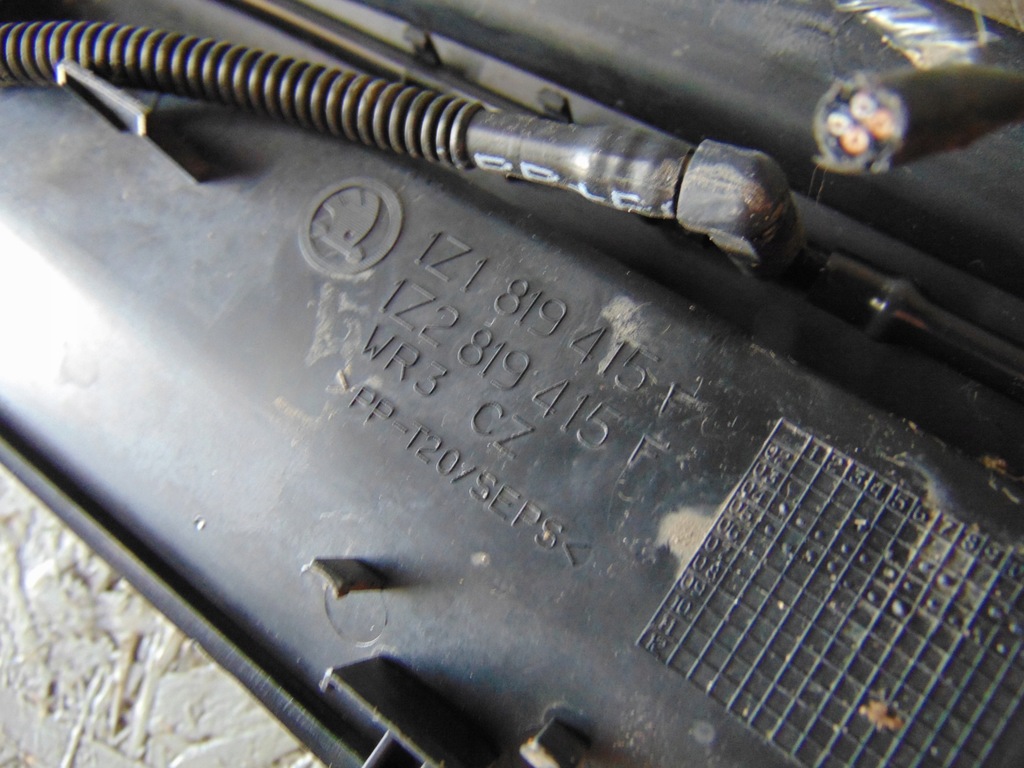 фото №8, Жабо skoda octavia ii 1z1819415f