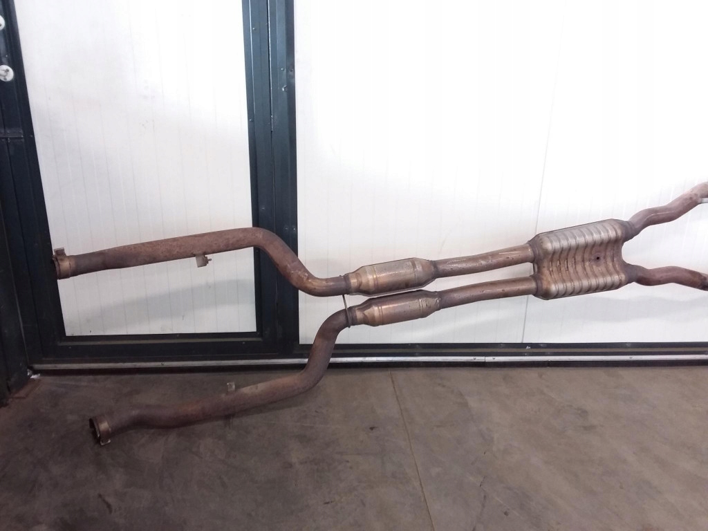 Bmw 750i f01 4.4 b гаситель выхлоп 7578189 в Украине