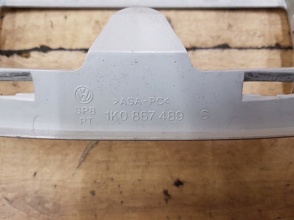 фото №3, Лампа освещение салона vw golf v