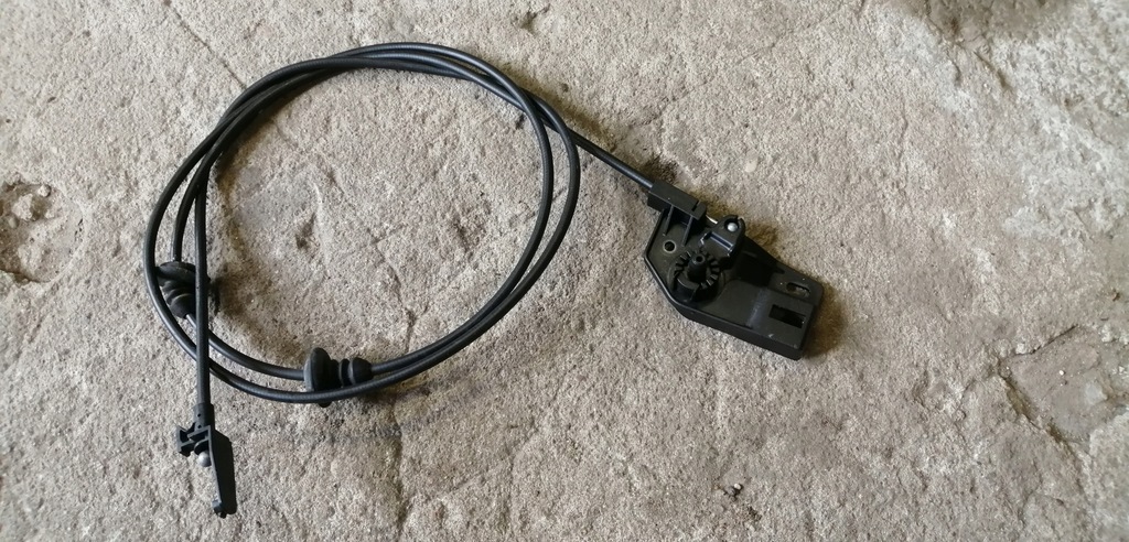 фото №1, Skoda fabia ii трос капот