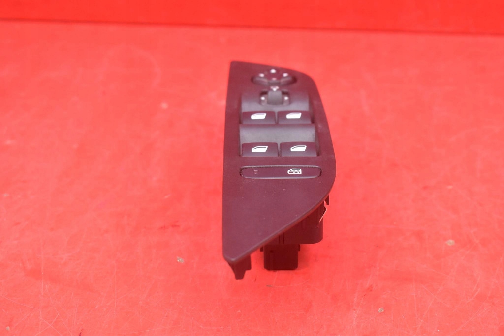 фото №6, Панель керування вікон eu 96788264zd peugeot 2008 2 ii 19-21