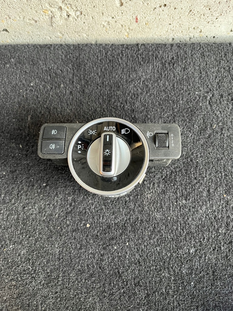 фото №1, Mercedes aclas w176 выключатель переключатель света