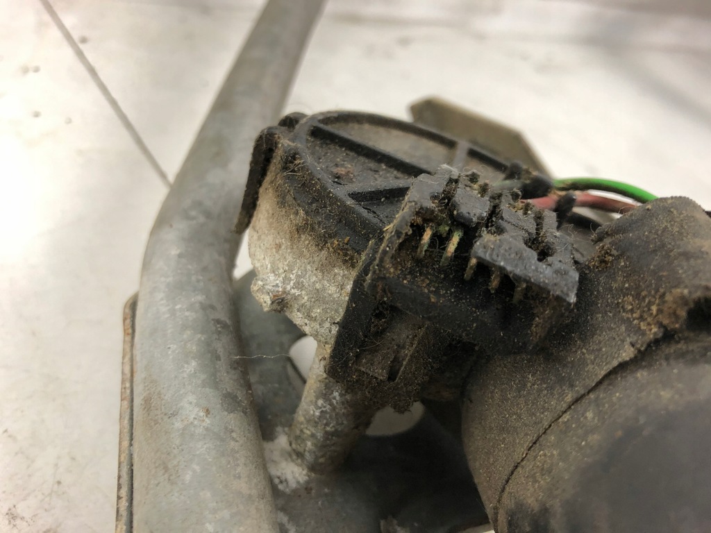 фото №8, Vw t4 моторчик механизма дворник 701955113b