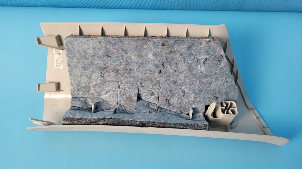 Bmw x1 u11 23r накладка стойка c верхний правый  9462326 Недорого