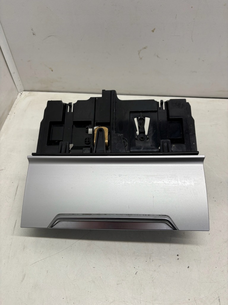 фото №1, Vw passat b8 бардачок 5g0980611