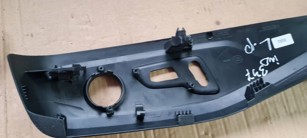 фото №15, A5 8w защита сиденье накладка левая левый перед 8w0881325p a4 b9 8w