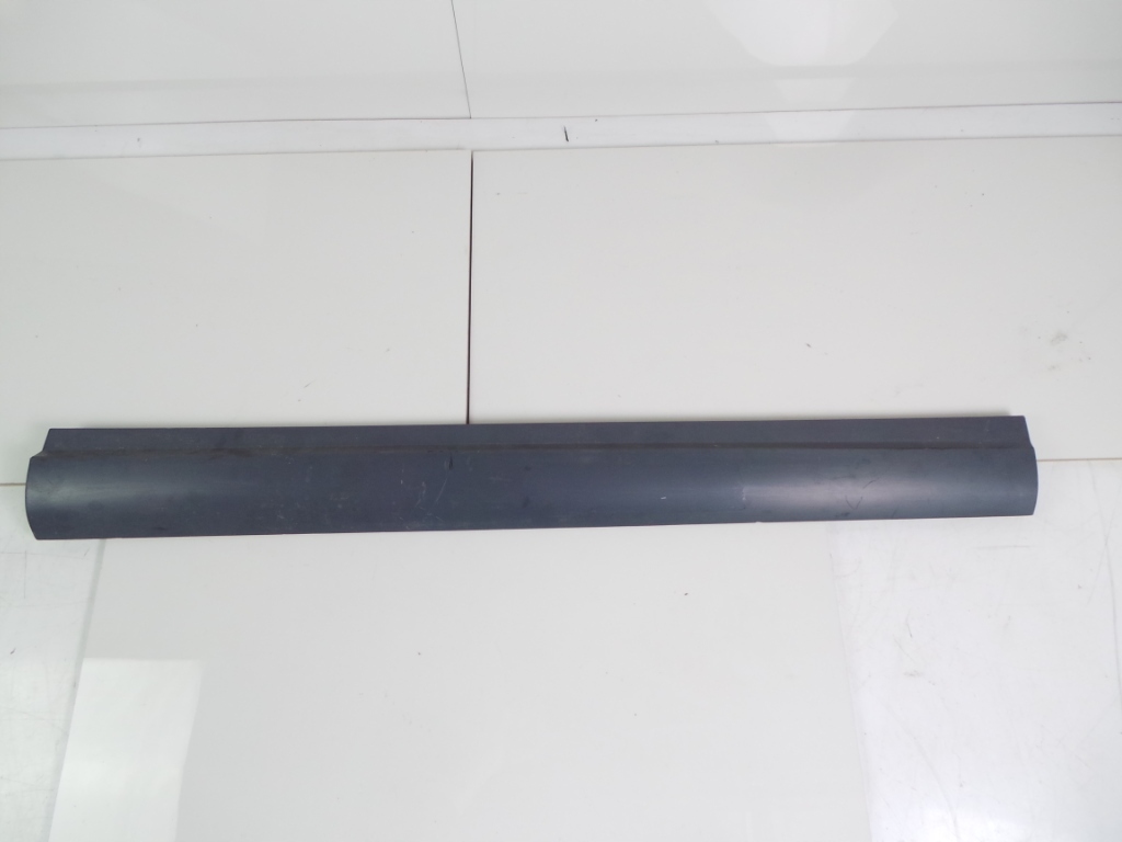 фото №1, Молдинг двері передня права maserati levante