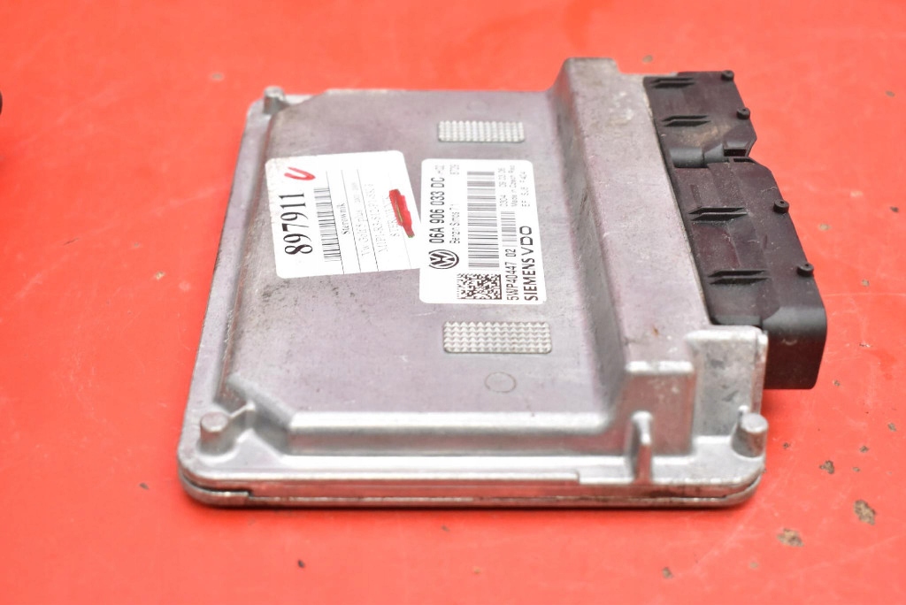 фото №6, Блок управления двигателя 06a906033dc 5wp4044702 vw golf 5 v plus 1.6 8v 03-09