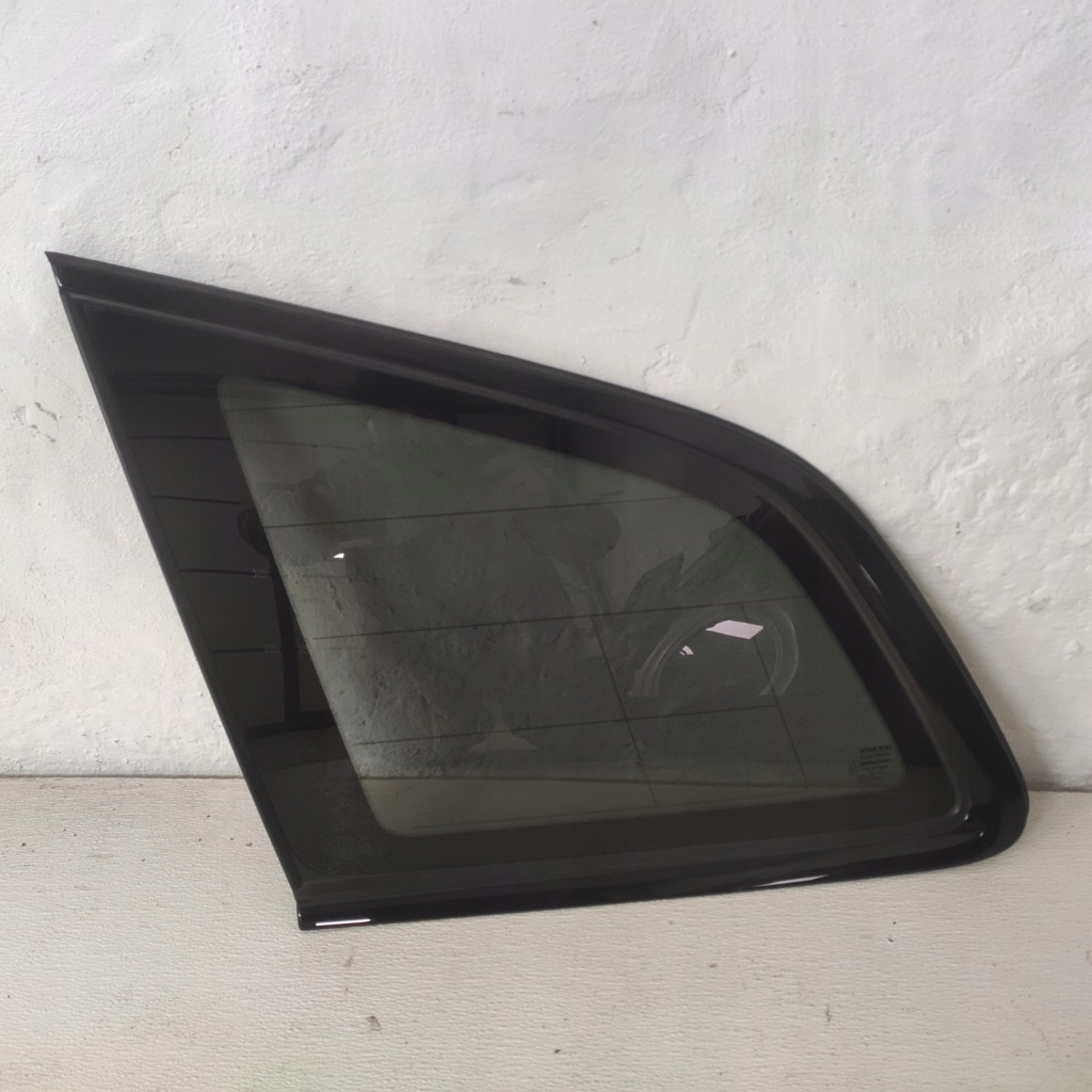 фото №1, Volvo xc60 ii 2022 скло бічна ліва кузовна