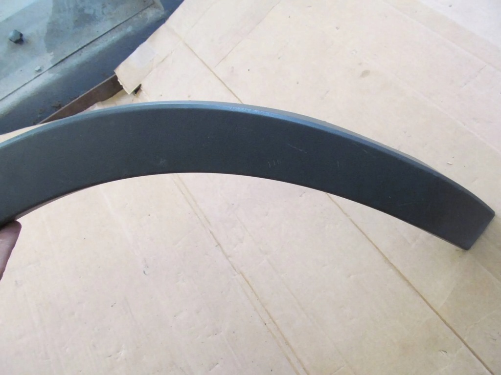 фото №7, Volvo xc40 17- молдинг накладка крила правий задня задня права c401