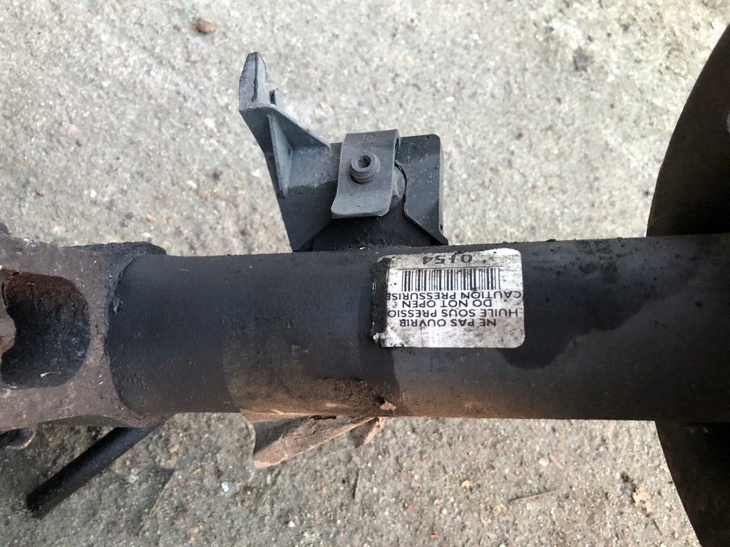 фото №5, Поворотный кулак правая peugeot 308 1.6 thp