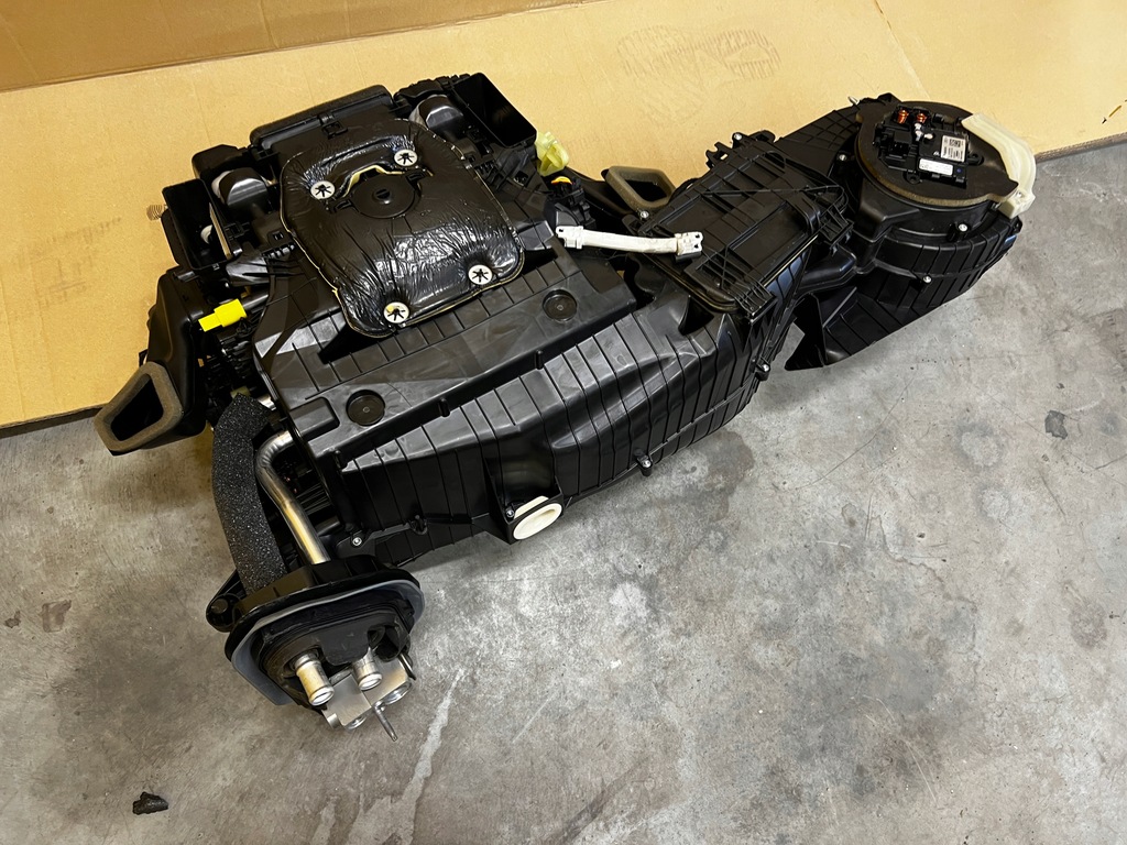 фото №8, Комплектная отопитель испаритель воздуходувка bmw 5 g30 g31 m5 f90