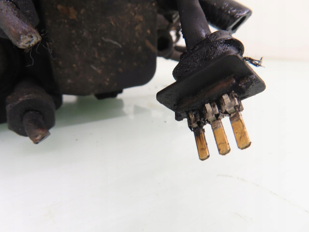 Насос впрыскная citroen jumper i 2.5 d 0460404096 Недорого