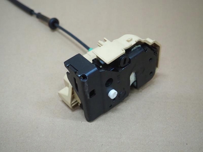 Замок двері лівий задній alfa romeo stelvio 50536550 Ціна