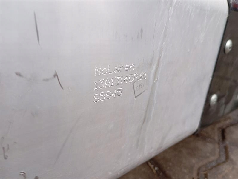 фото №8, Mclaren 570s spider передня частина end clip lock carrier накладка 13a5178cp 13a1314cp