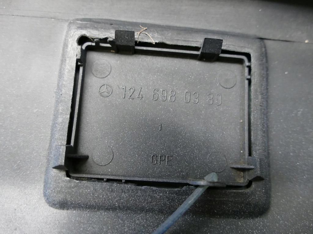 фото №12, Mercedes w124 coupe молдинг порог накладка p 904