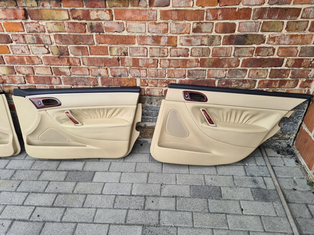 фото №3, Комплект обшивка дверей peugeot 607