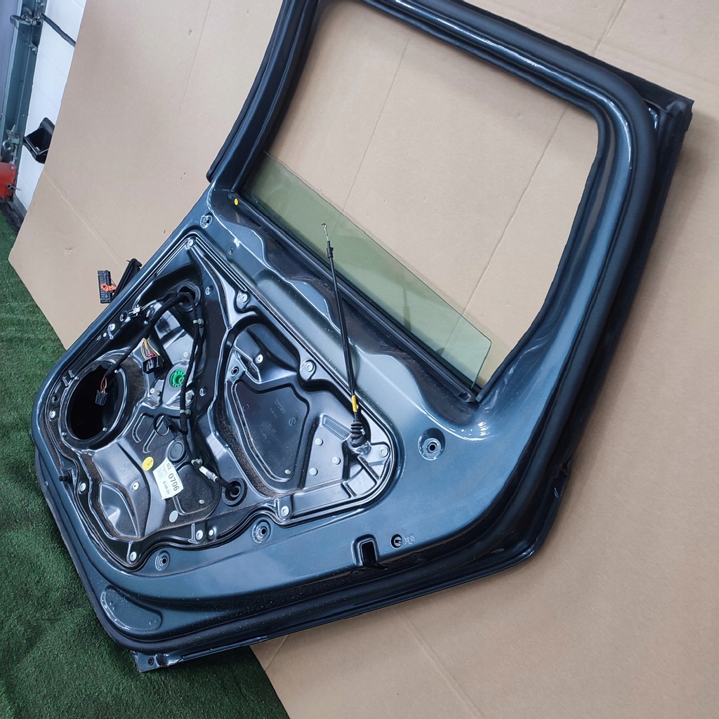 фото №11, Дверь правый задняя vw passat b7 kombi полный