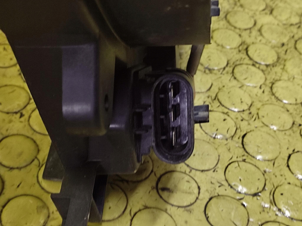 Opel astra h 1.8 вентилятор радіатора 13205941 Київ