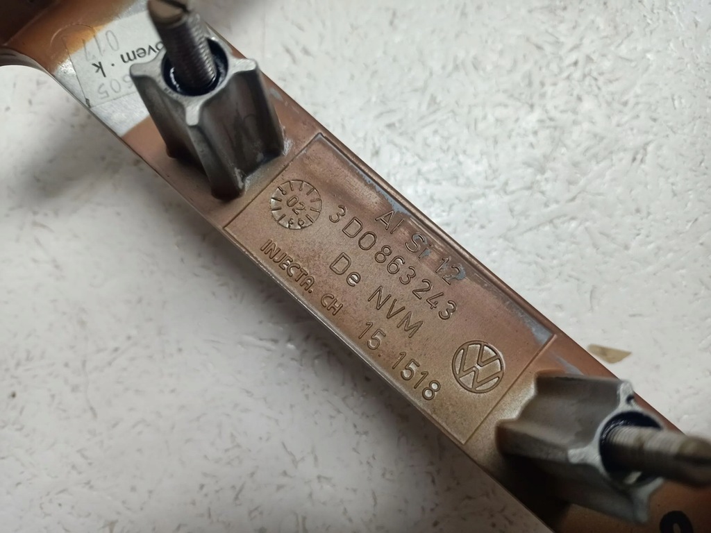 фото №4, Рамка туннель среднего drewno 3d0863243 vw phaeton 05r europa