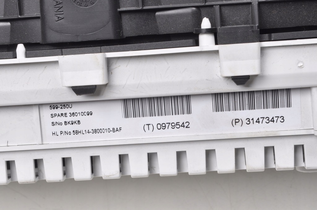 фото №8, Volvo v40 ii 2.0 d4 190km счетчик приборы uk 31473473