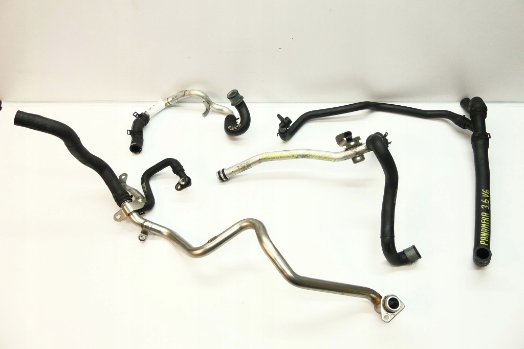 фото №1, Panamera 970 3.6 v6 310km трубка патрубок шланги води