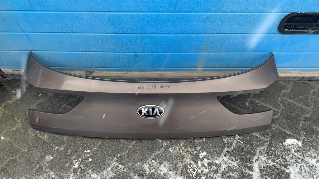 фото №1, Kia ceed 2018- накладка крышки задняя задний