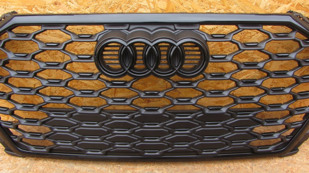 Решітка радіатора решітка радіатора бампера перед audi q3 ii 83f s-line 2018- Оригінал